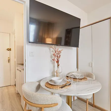 Apartment Center Of Le Marais *